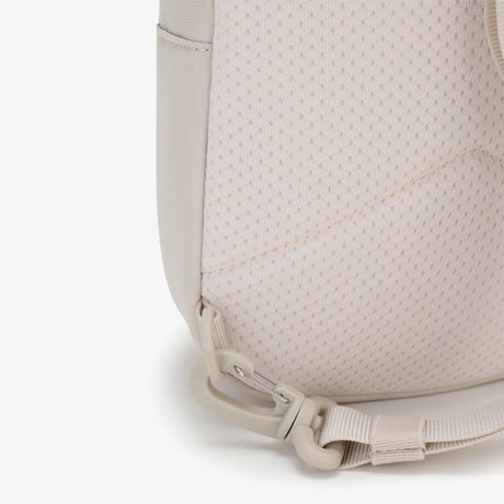 K'S SIMPLE ONEWAY BAG SAND SHELL NN2PS51S