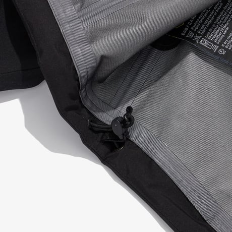 SLOPE 3L GORE-TEX JACKET BLACK NJ2GQ01J