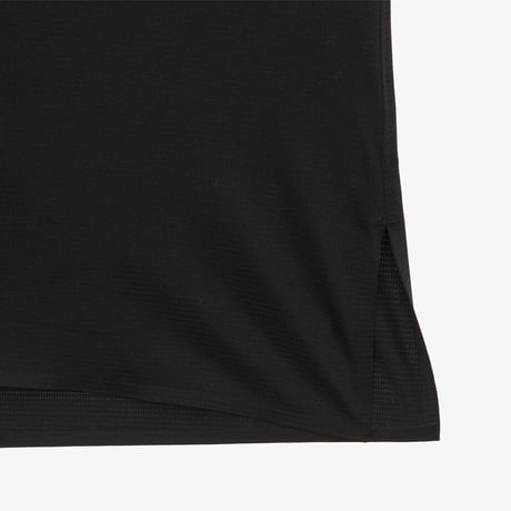 W'S TNF RUN SLEEVELESS BLACK NT7VR03A