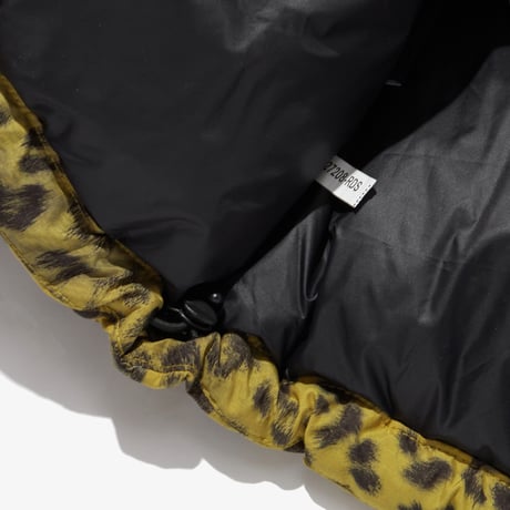 W'S NOVELTY NUPTSE DOWN JACKET GOLD NJ1DN81