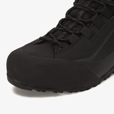 【SUMMIT SERIES】M SUMMIT BREITHORN FUTURELIGHT BLACK NS91Q58A