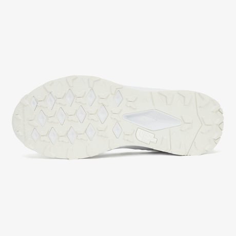 SOLID RUNNER WHITE NS93R01C