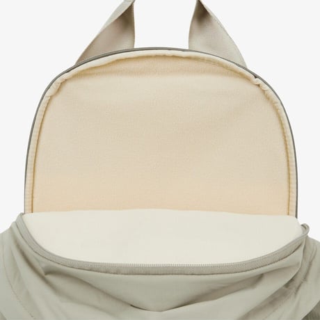 W NEVER STOP DAYPACK GRAYISH BEIGE NM2SQ71B
