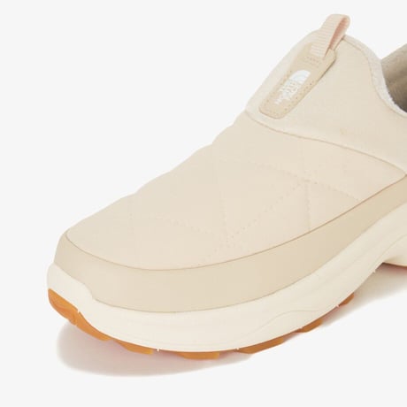 V-MOTION SLIP-ON CREAM BEIGE NS93Q56C