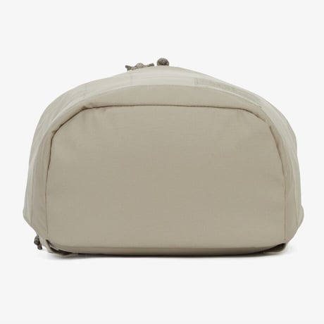 W NEVER STOP DAYPACK GRAYISH BEIGE NM2SR30C