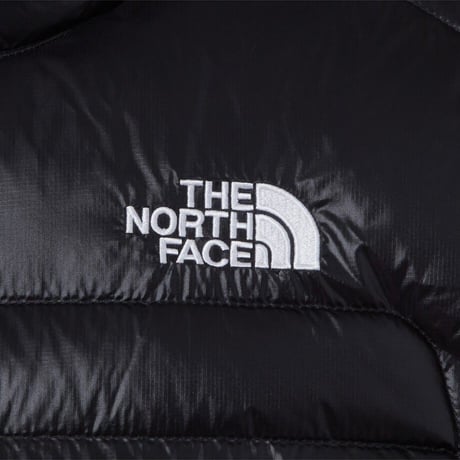 【SUMMIT SERIES】M'S LIGHT HEAT DOWN VEST (RDS) REAL BLACK NV1DS20B