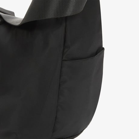 URBAN HOBO BAG M BLACK NN2PR78A