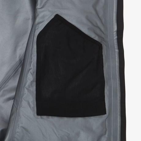 【SUMMIT SERIES】M'S SUMMIT EIGER GTX JACKET BLACK NJ2GS22A
