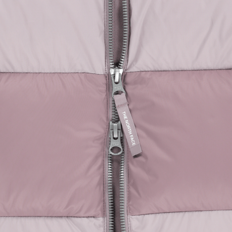 W’S RAINBOW DOWN JACKET (RDS) GRAYISH LILAC NJ1DR90J