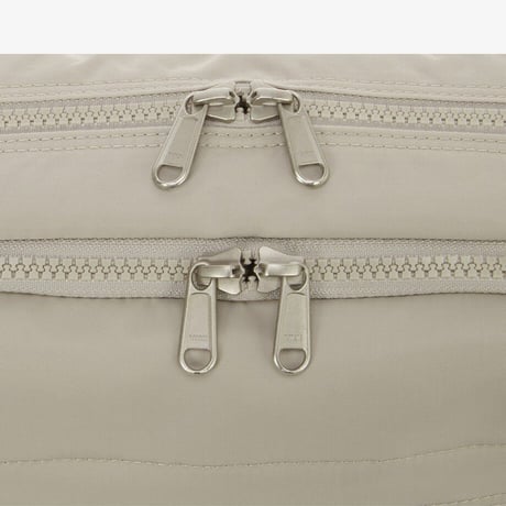 TRAVEL CROSS BAG M GRAYISH BEIGE NN2PR74C