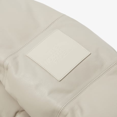 LEATHER NUPTSE DOWN JACKET BEIGE NJ1DP57L