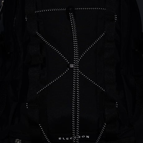 30L ELECTRON BLACK NM2DR06J
