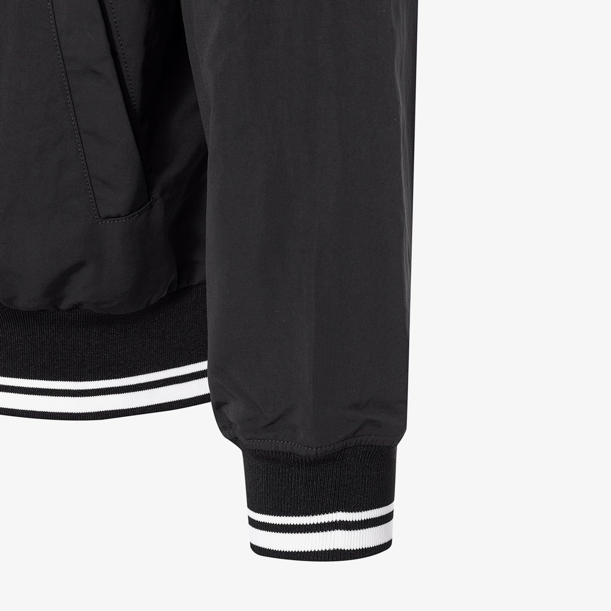 OLEMA EX BOMBER BLACK NJ3BR09J | THE NORTH FACE