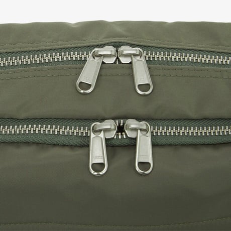 TRAVEL CROSS BAG M_LUX KHAKI NN2PR86B