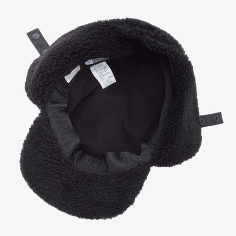 FLUFFY EARMUFF CAMP CAP BLACK NE3CS57A