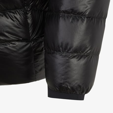 【SUMMIT SERIES】MATTERHORN DOWN JACKET (RDS) EBONY NJ1DR96C  のコピー
