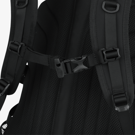 30L ELECTRON BLACK NM2DS04J