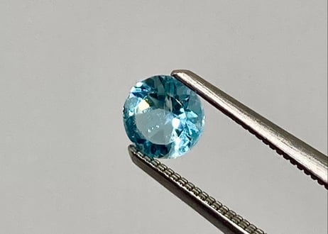 ブルートパーズ  ルース　Blue Topaz 0.26ct