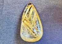 金運を引き寄せる黄金の煌めき ゴールデン ルチルクォーツ 磨き 原石