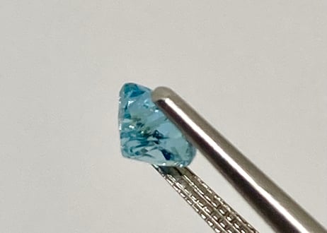 ブルートパーズ  ルース　Blue Topaz 0.26ct
