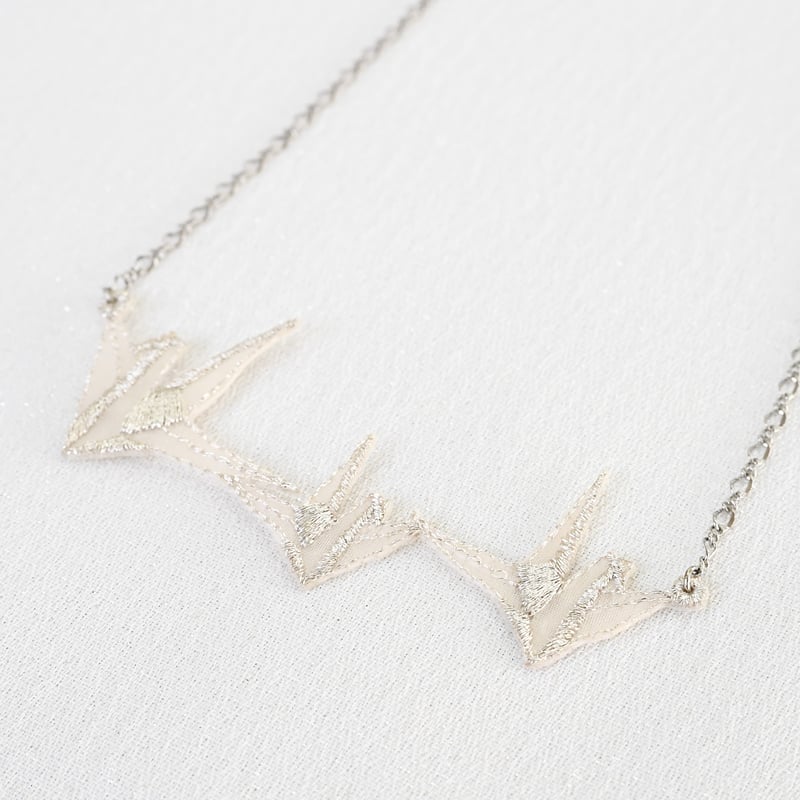 GLAVILby tutuha骨タンクトップグランジ クロスネックレス2点セット 楽天市場】ステンレス ツインベルネックレス 唐草 クレーンベル