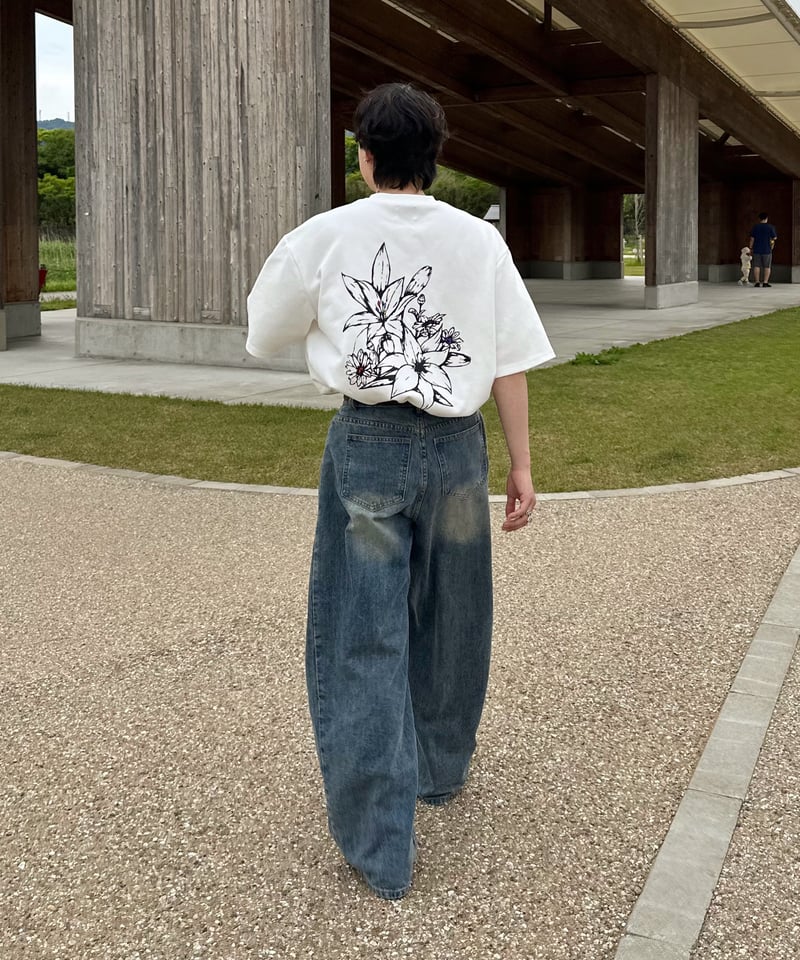 花柄プリント ホワイトTシャツ 花柄プリントTシャツ【WHITE】 | ”IKINUKI”