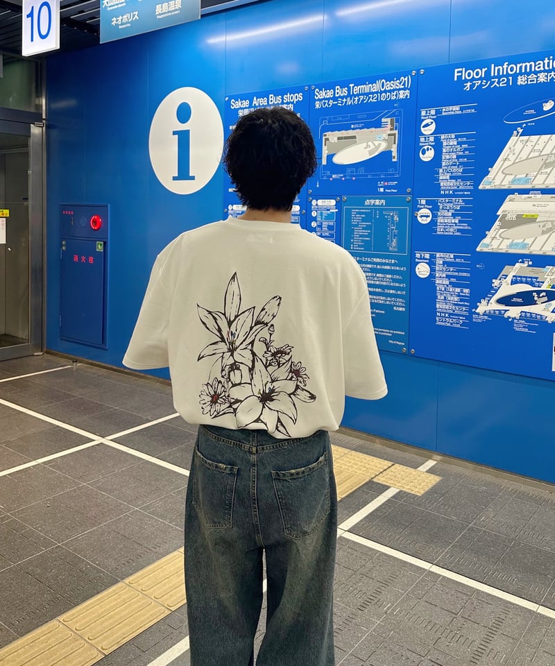 花柄プリントTシャツ【WHITE】 | ”IKINUKI”