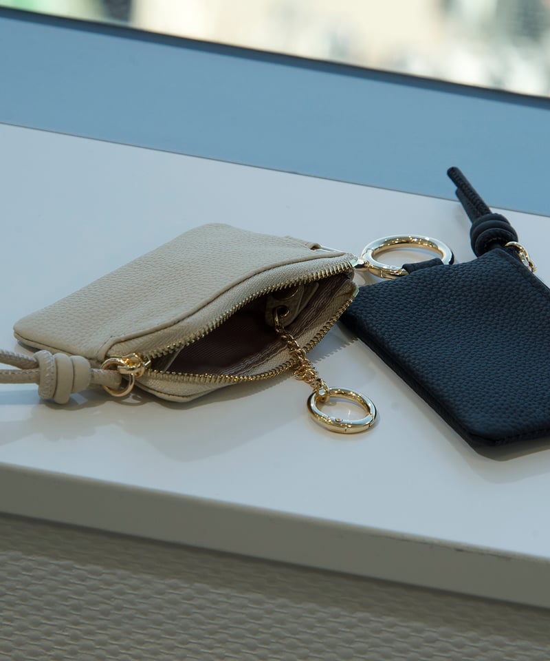 レザーキーケース (ベージュ） | yékla