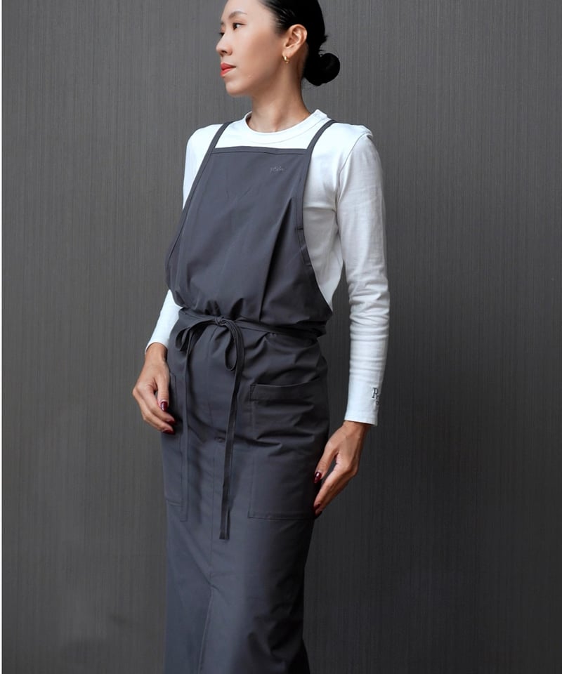 New Color｜バッククロスエプロン（チャコール） | yékla