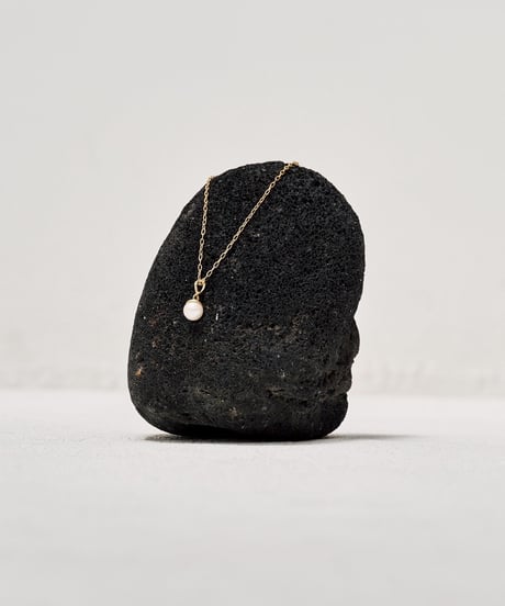 Aging round pearl necklace 50cm silver