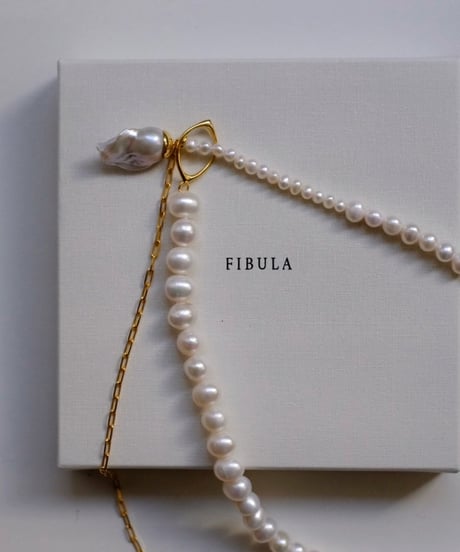 Aging baroque pearl necklace 45cm gold