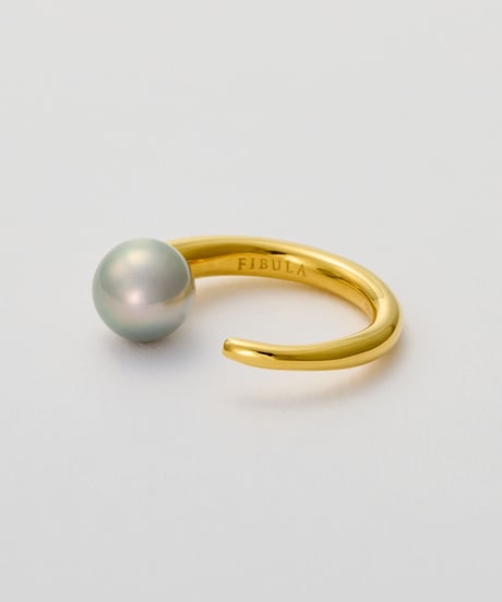 Aging pearl gray forkring gold