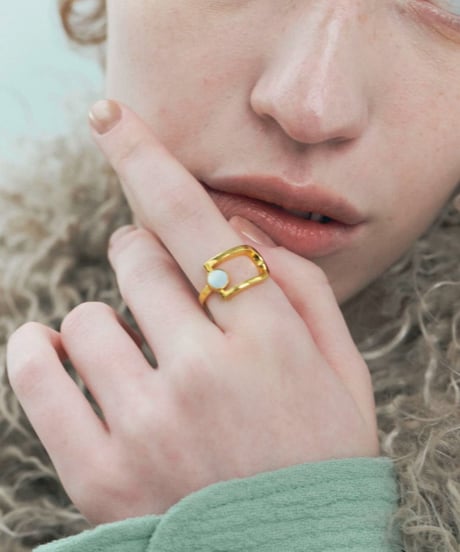Cercle stone ring gold (white pearl) gold