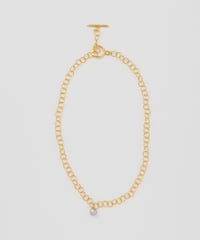 Aging round pearl gray chain-choker gold