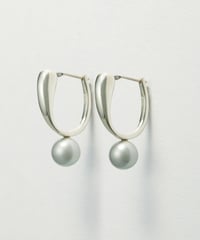 Aging pearl gray pierce pair silver