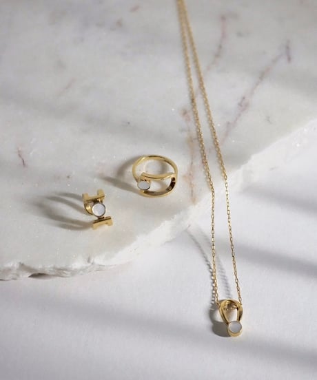 Cercle stone long necklace 60cm gold