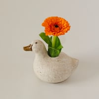 アヒルの花器　（2026.3-1　前を向く）