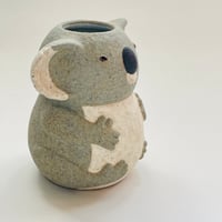 コアラの花器-A　口周りのぷっくりが白
