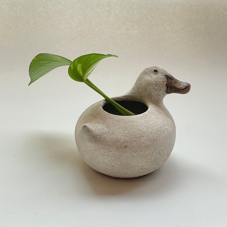 アヒルの花器（M／起きてる）
