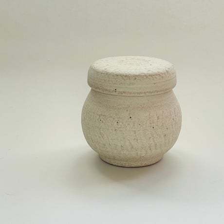 壺 | STORES