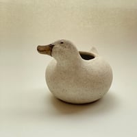アヒルの花器（M／起きてる）