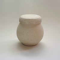 蓋付きの丸壺　白（大）④