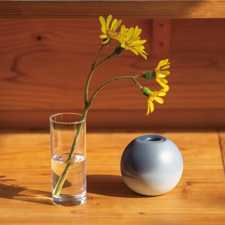 TIME VASE 紺から青磁（こんからせいじ）