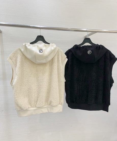 ボアフード付きハーフジップスウェットベスト(2colors)