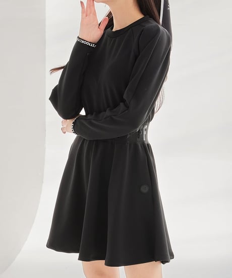 バックジッパーポイントパフスリーブワンピース (インナーパンツ付き/3colors)