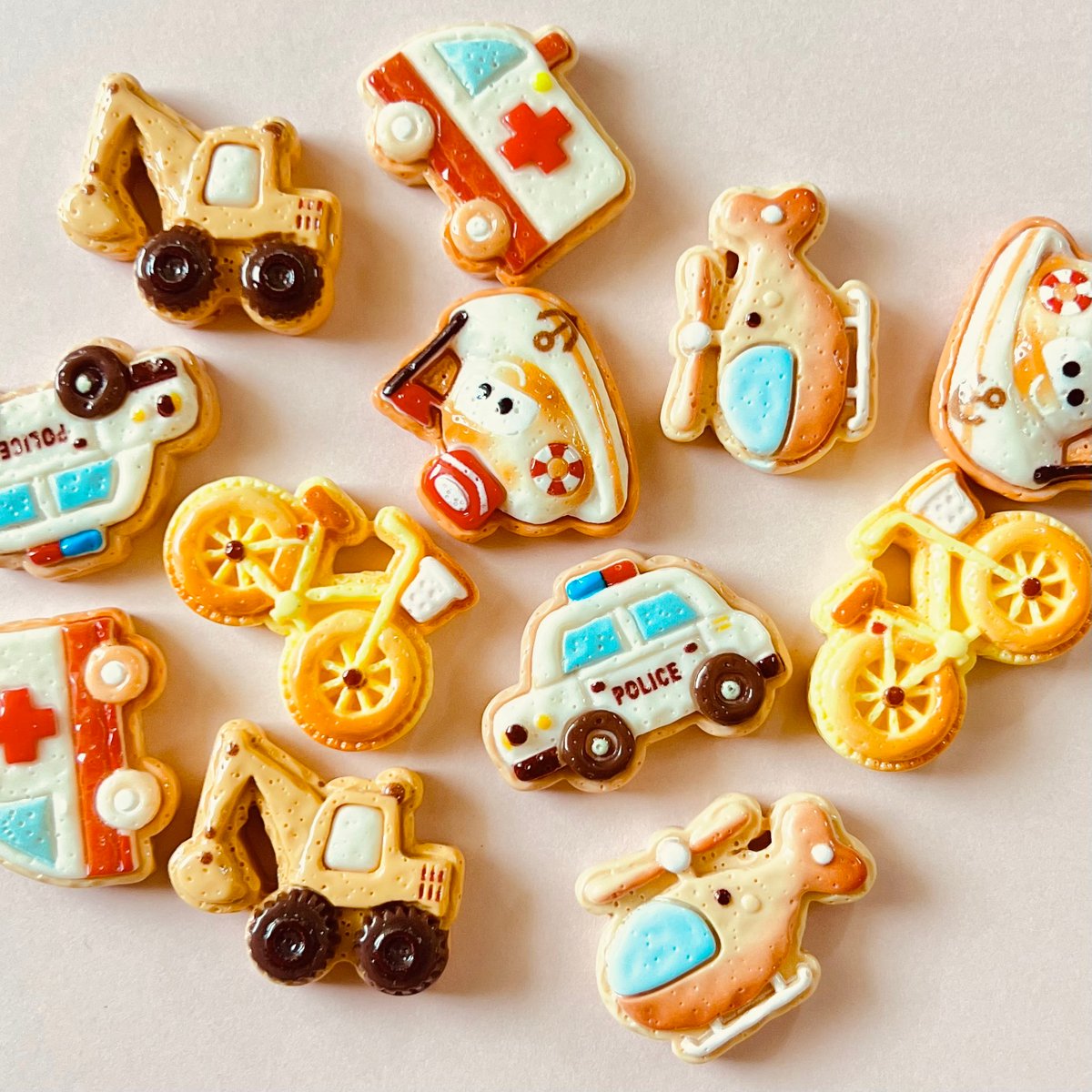 デコパーツ のりものクッキー 救急車 パトカー ショベルカー 船