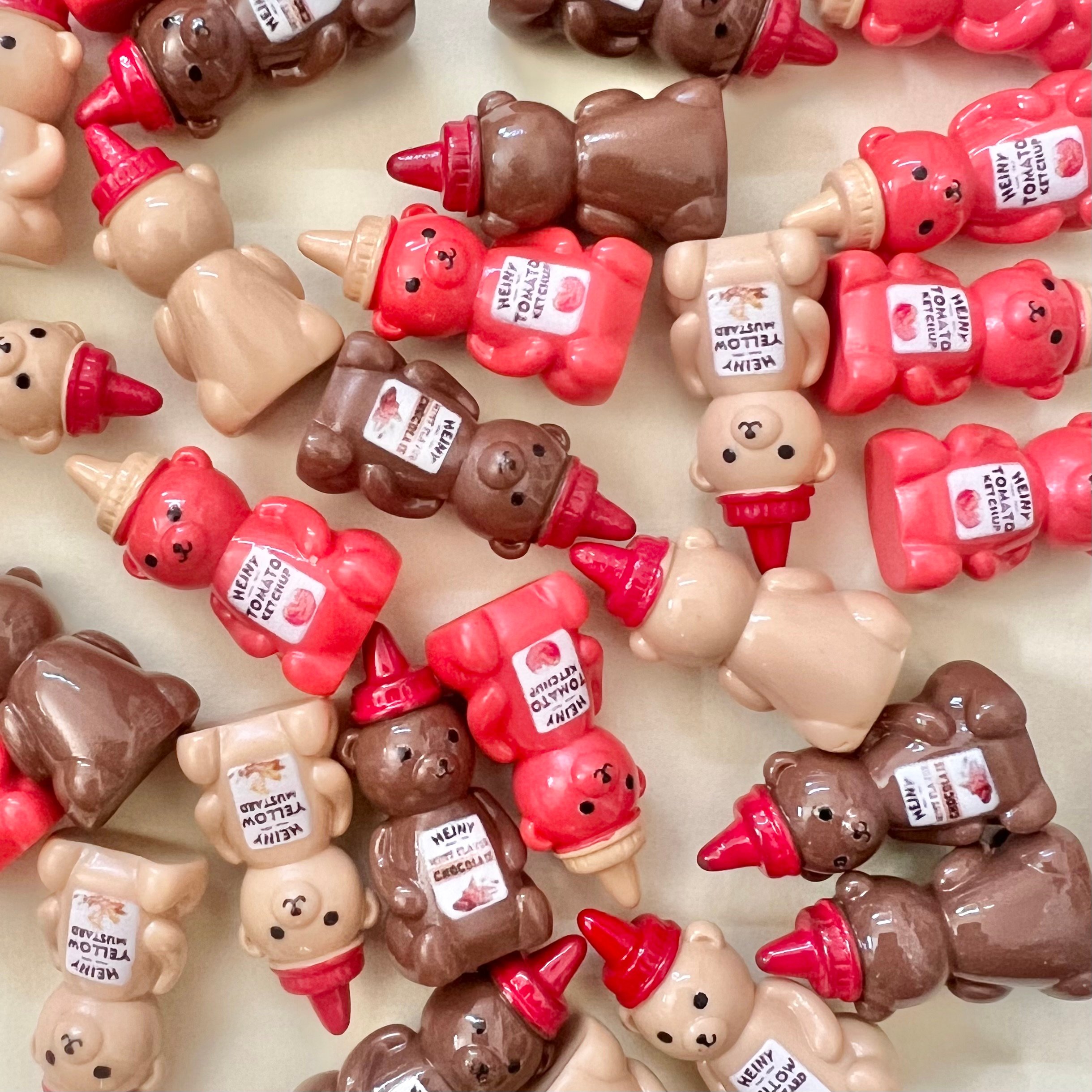 昭和レトロ　レトロポップ　くまさんのルームアクセサリー デコパーツ くまソースボトル チョコレート ケチャップ アニマル 立体