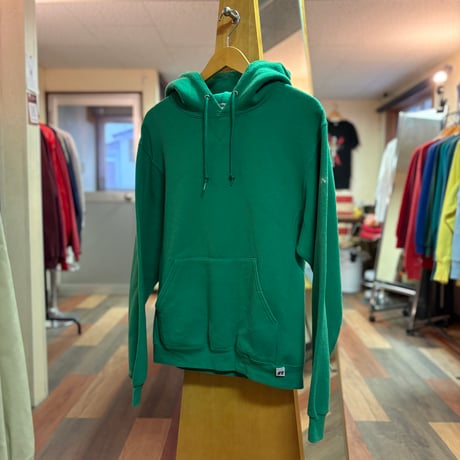 russell | STORES