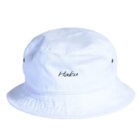 Haku Bucket Hat White