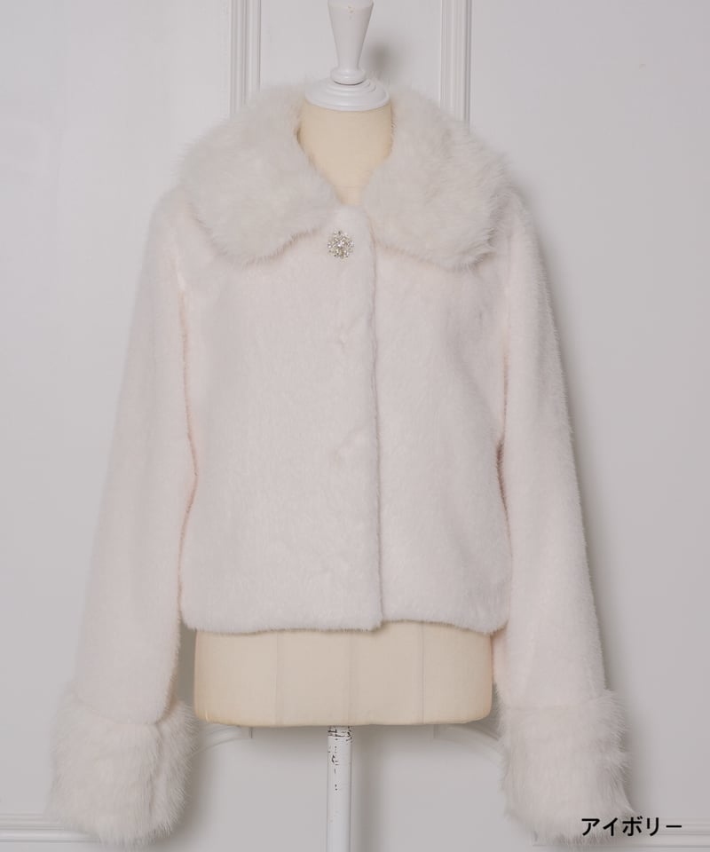 ミルフィーユクローゼット　ラビットファー　コート　バックリボン　ビジューボタン ミルフィーユクローゼット ラビットファー コート バックリボン